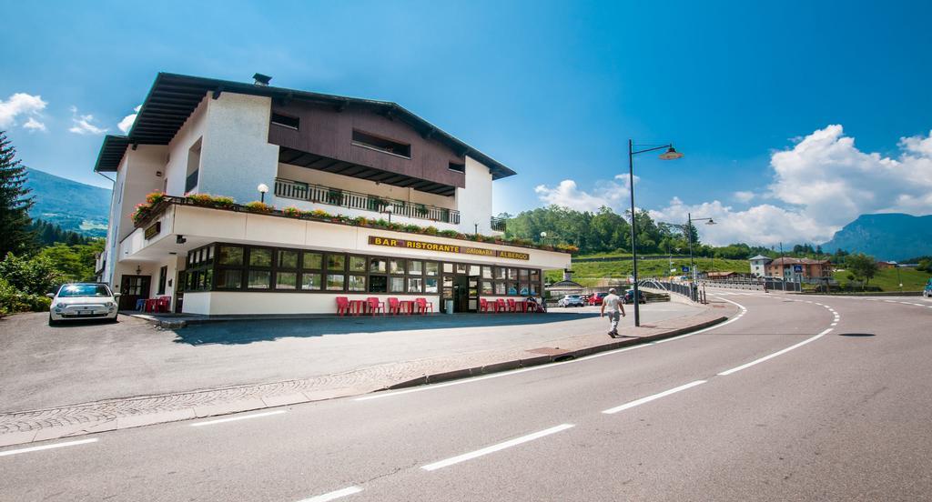 Albergo Sayonara Comano Terme Dış mekan fotoğraf